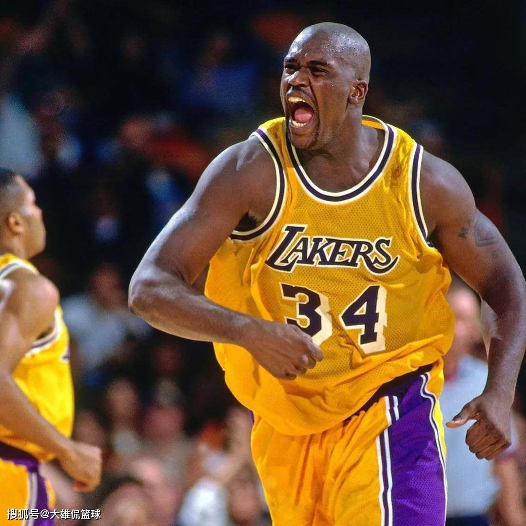 这一刻，谁是真正的领袖？（此刻，谁才是名副其实的领导者？）