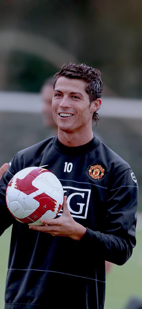 恰20本赛季意甲4次远射破门，五大联赛与姆巴佩并列第一（恰20本季意甲远射已进4球，与姆巴佩并列五大联赛第一）