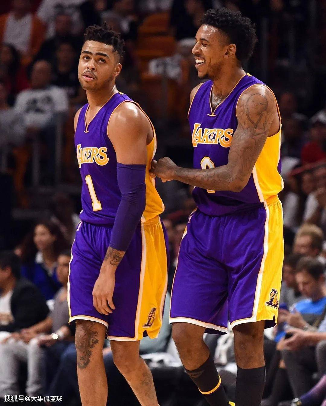 意大利女排3-0美国，晋级四强，队员疯狂庆祝，埃格努20分得分王（意大利女排直落三局横扫美国晋级四强，埃格努砍下20分荣膺得分王）