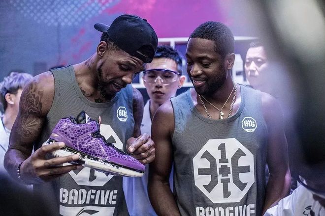 记者：李国旭参加国足主帅选聘不是秘密，一个多月前就在准备（记者称李国旭参与国足主帅竞聘非秘密，早在一个多月前已开始准备）