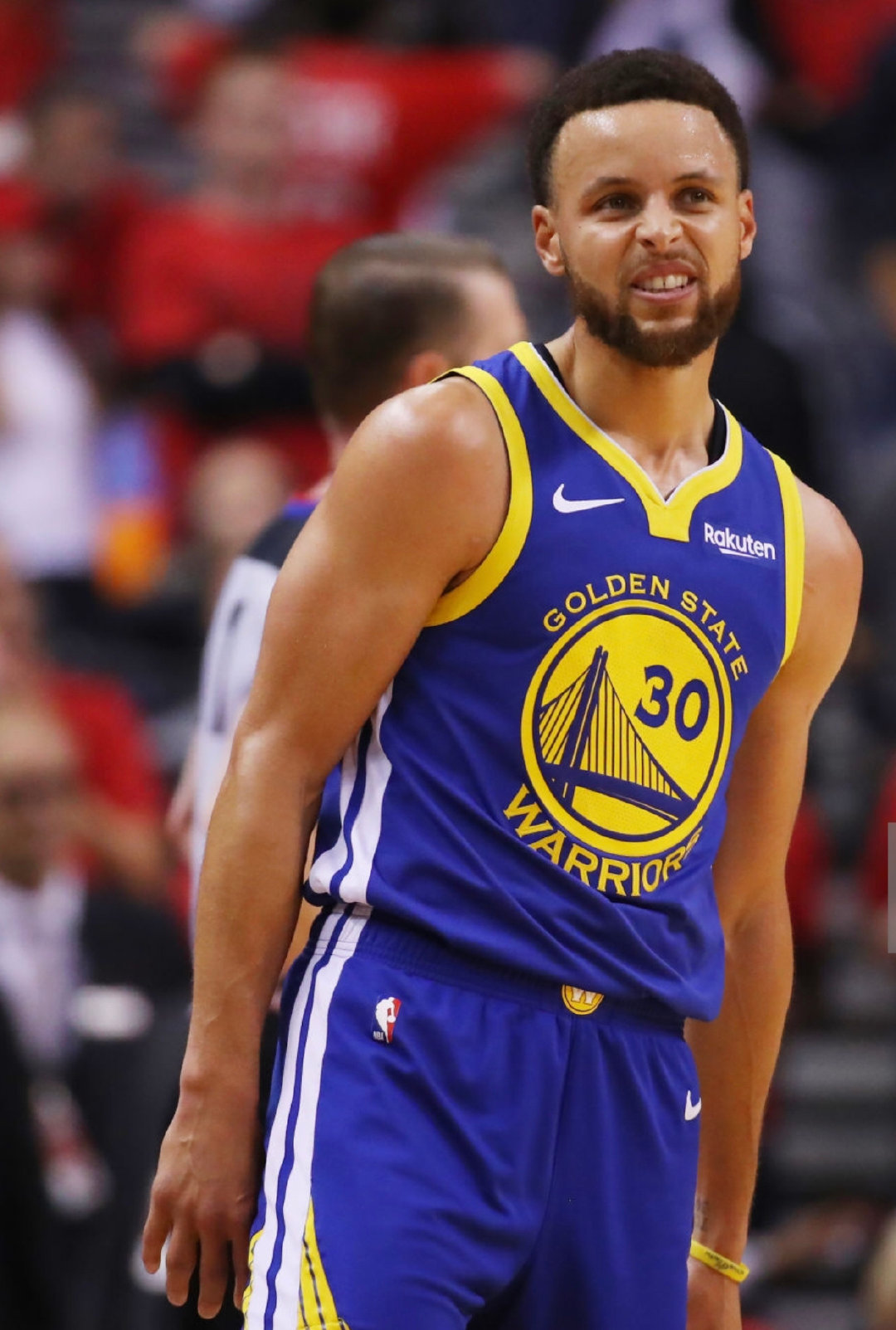 男子冰壶：中国5-2复仇菲律宾，三连胜稳居榜首，剑指冬奥（男子冰壶：中国5-2力克菲律宾，豪取三连胜领跑榜单，冲击冬奥）