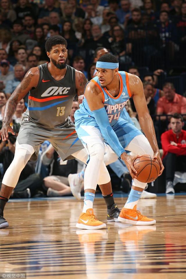 “追风少年”曲波忆国足生涯，深情感谢米卢（曲波回顾国足岁月：“追风少年”深情致谢米卢）