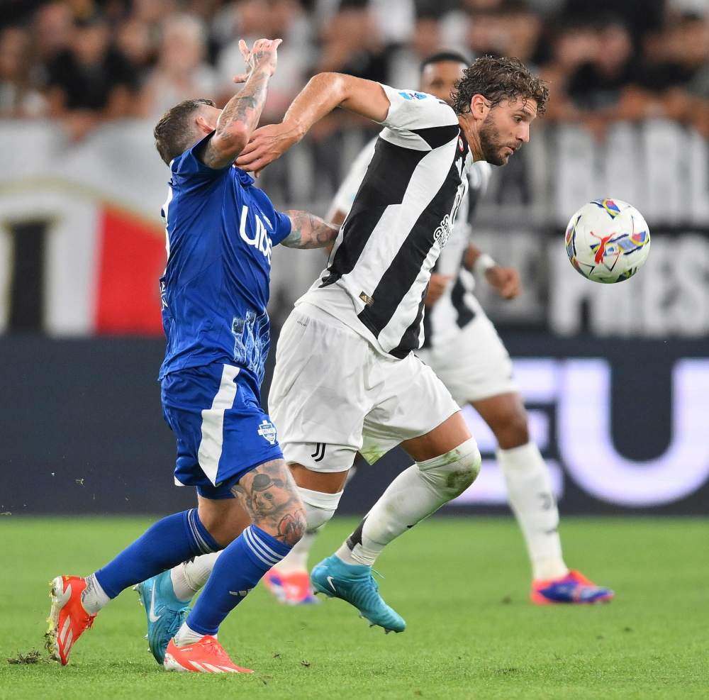 罗尼令人惊讶，费兰大胜，但佩德里是王者（罗尼爆冷，费兰大捷，佩德里称王）