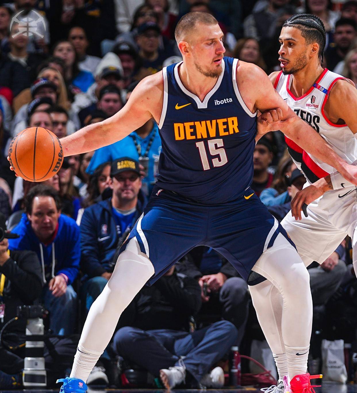 记者：海港今日上午启程前往泰国；本轮亚冠并非没有拿分机会（记者：海港今日上午出发赴泰，本轮亚冠仍有拿分空间）