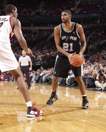 足球欧冠帽子戏法榜再添一人（欧冠帽子戏法榜再添新成员）